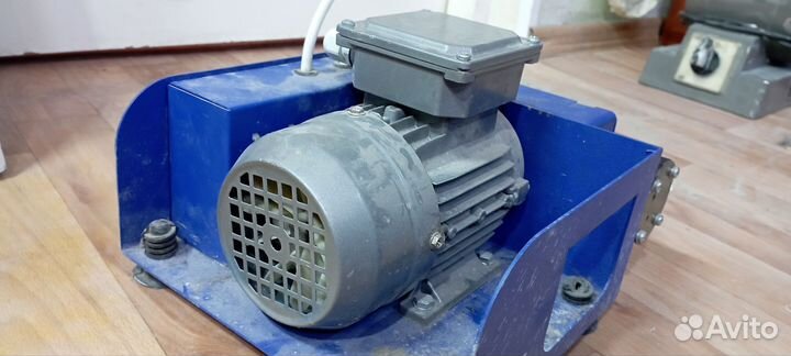 Электродвигатель асинхронный 0.18квт
