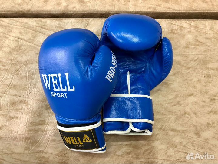 Боксерские перчатки кожаные