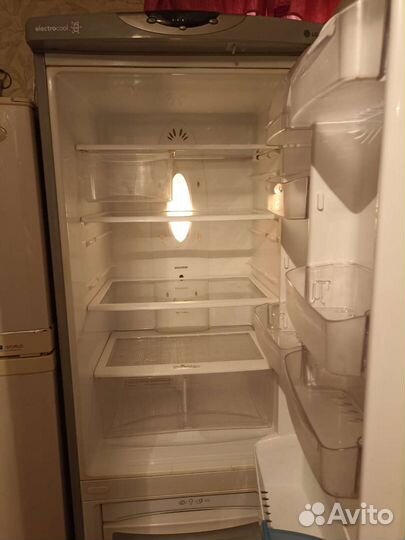 Холодильник LG,Nofrost