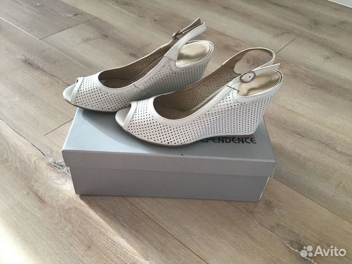 Босоножки летние женские р.37 натуральная кожа