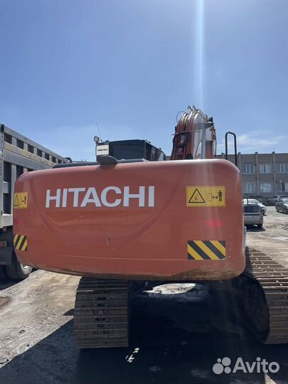 Гусеничный экскаватор Hitachi ZX200-5G, 2019