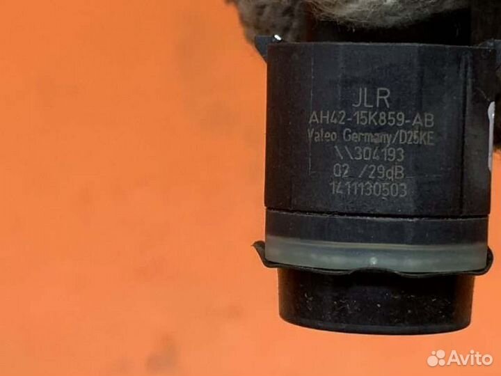 Датчик парктроника передний Land Rover Evoque L538