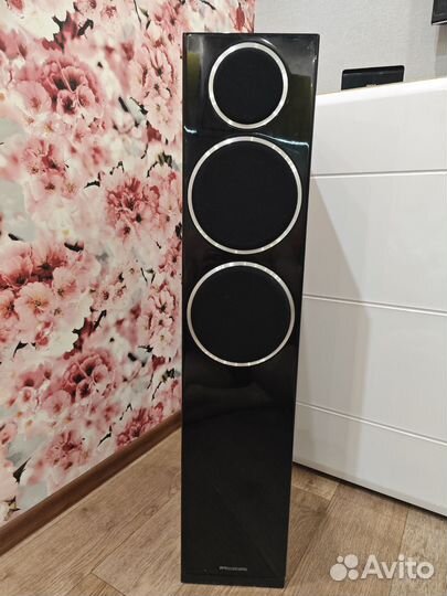 Акустические колонки Wharfedale Daimond 230