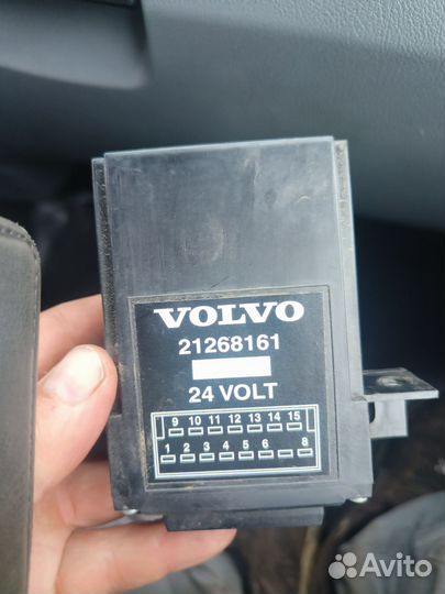 Реле управления двигателем Volvo F12
