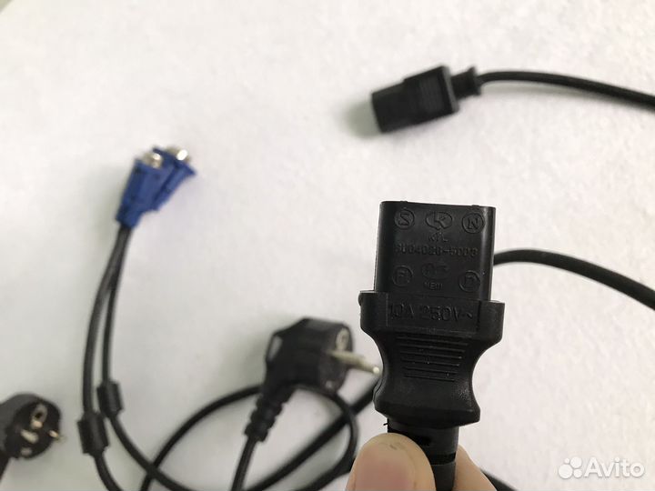 Шнур питания для компьютера