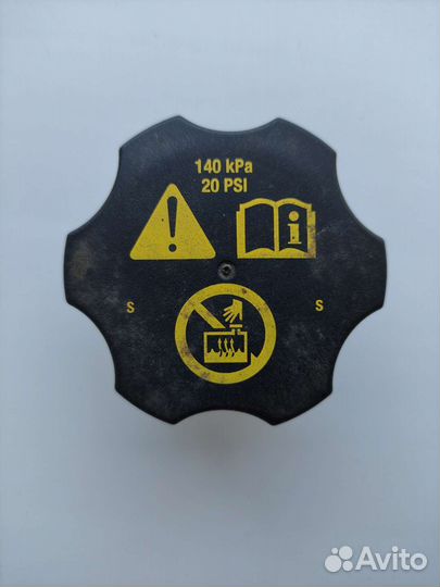 Крышка расширительного бачка GM 13502353