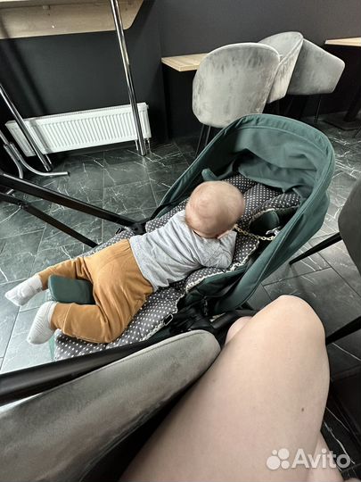 Прогулочная коляска maxi cosi leona с 0мес