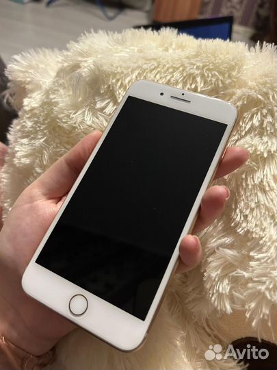 iPhone 8 Plus, 128 ГБ