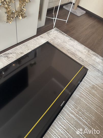 Телевизор samsung