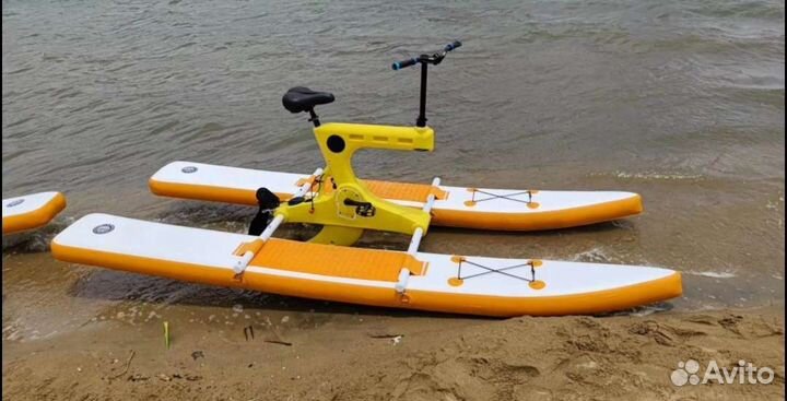 Водный велосипед педальный, катамаран велосипед