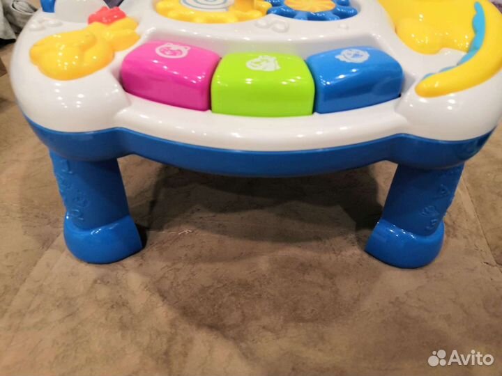 Развивающий столик
