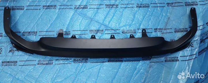 Задний бампер Камри 70 нижняя часть Оригинал 18-23