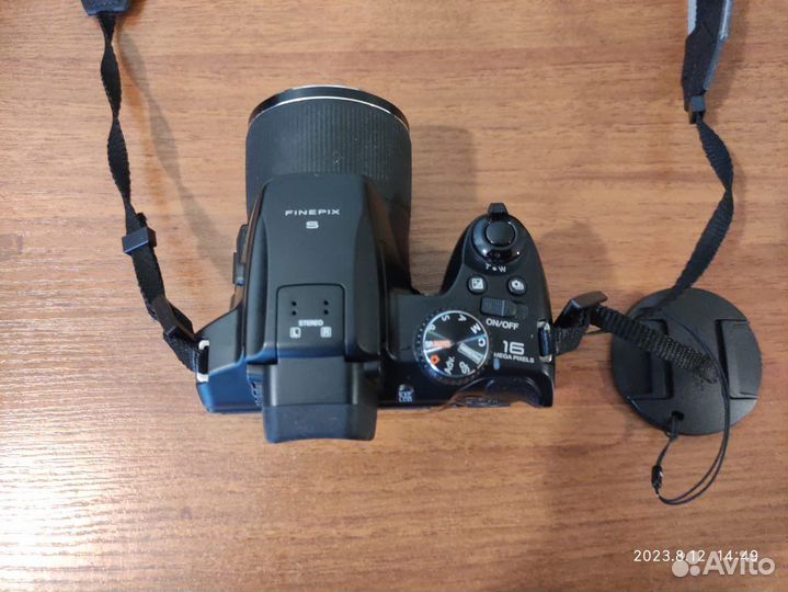 Fujifilm FinePix S8300
