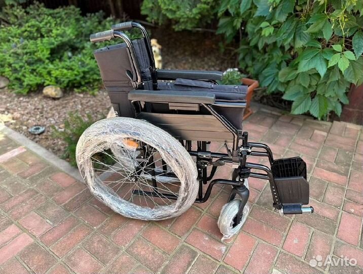 Коляска для инвалидов складная