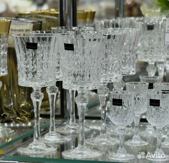 Хрустальные бокалы для вина