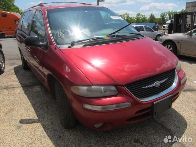 Разбор на запчасти Chrysler Town-Country