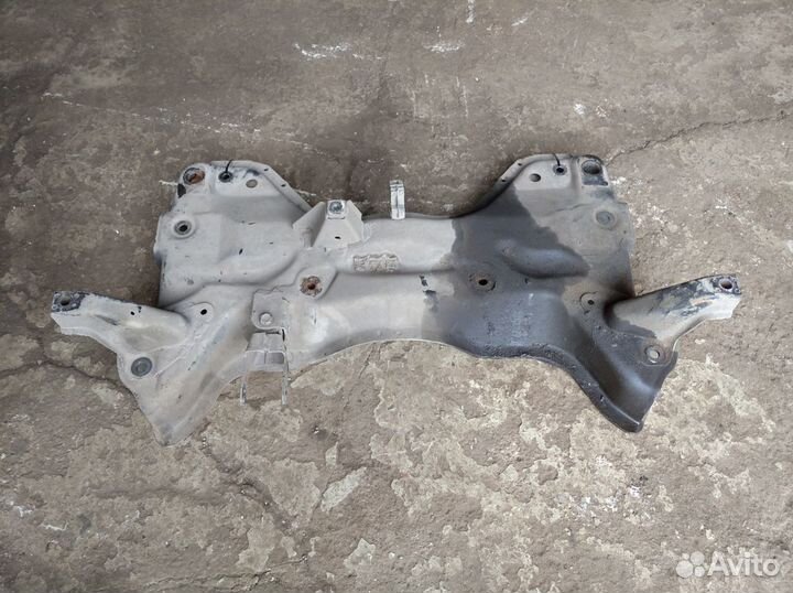 Подрамник Пежо 206