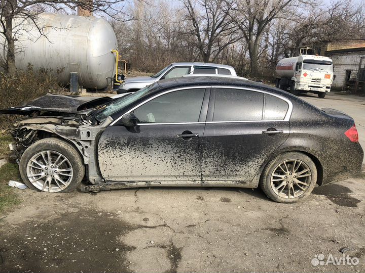 Двигатель на infinity g37