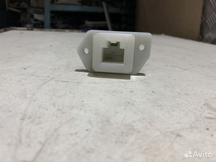 Резистор отопителя Ниссан Икс-Трейл Т31