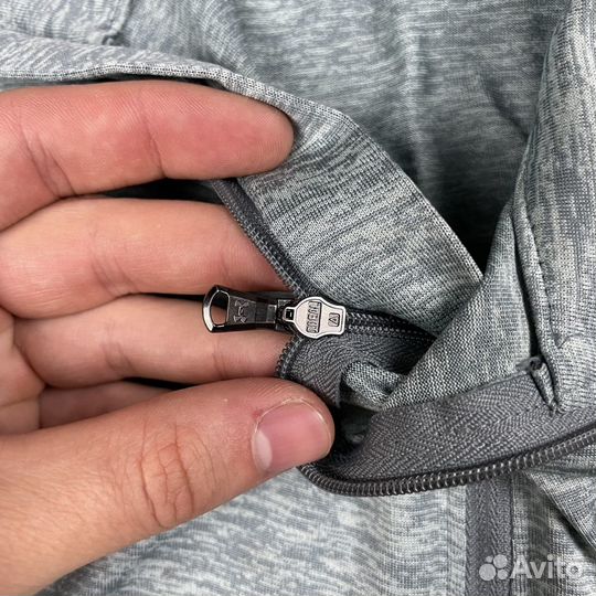 Спортивный лонгслив Under Armour 1/3 XL