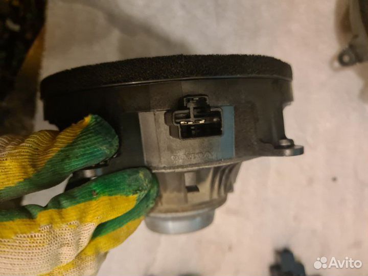 Динамик Volvo Xc90 2 D4204T23 2016