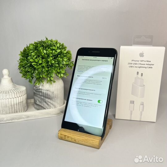 iPhone 8 Plus, 64 ГБ