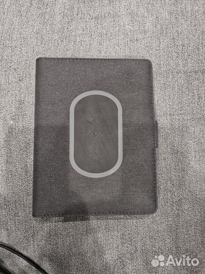 Органайзер со встроенным аккумулятором 64 листа