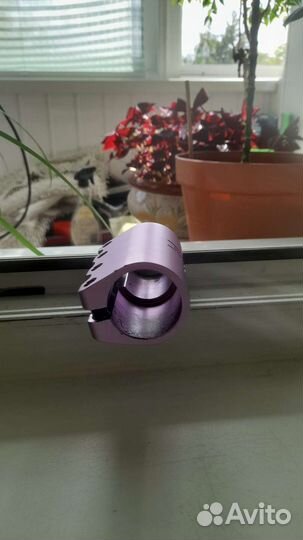 Зажим на трюковой самокат скс