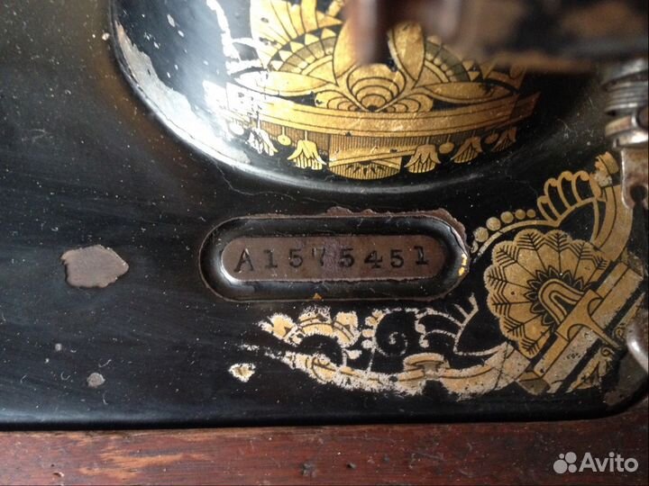 Швейная машинка Singer