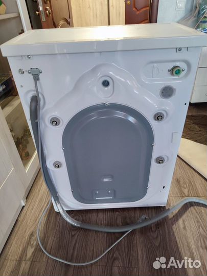 Стиральная машина бу узкая Beko WKW 41001