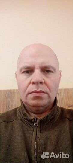 Столяр; плотник, разнорабочий, специалист по благо