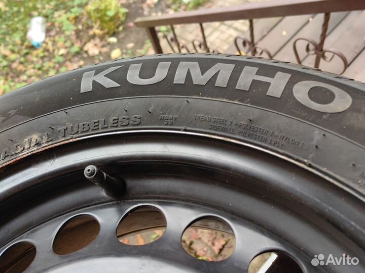 Штампованный диск Мерседес r16 на резине kumho