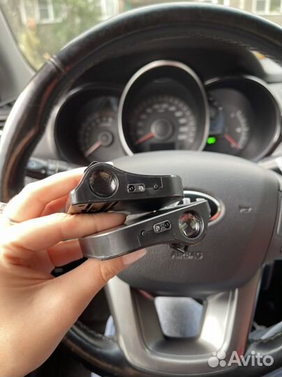 Проекция логотипа Kia