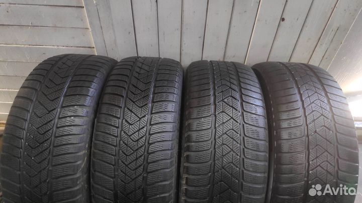 Pirelli Winter Sottozero 3 245/40 R19 98V