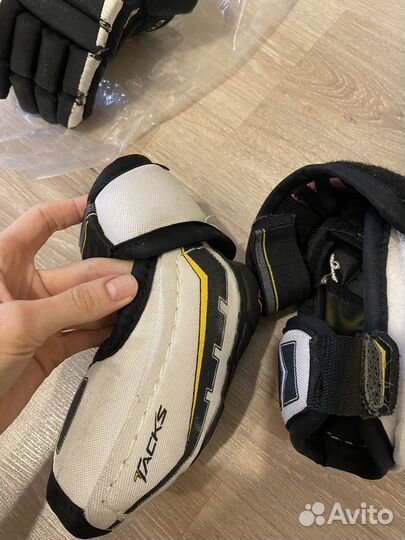 Налокотники хоккейные small CCM