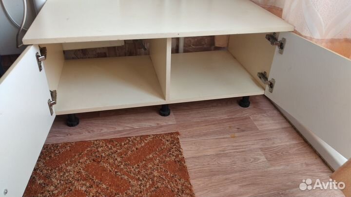 Тумба под телевизор белая бу