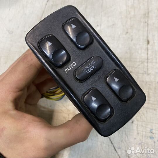 Блок управления стеклоподъемник. Hyundai Galloper