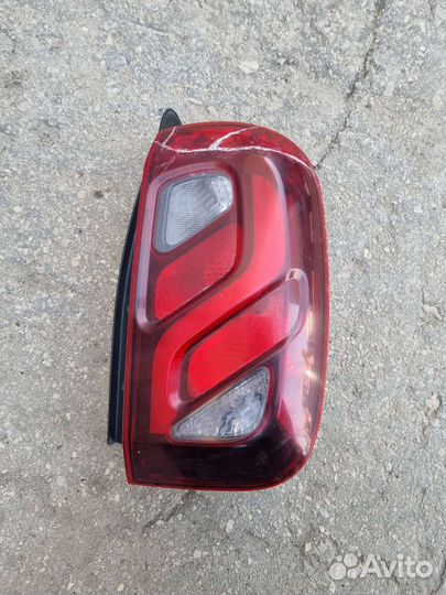 Задний фонарь рено дастер
