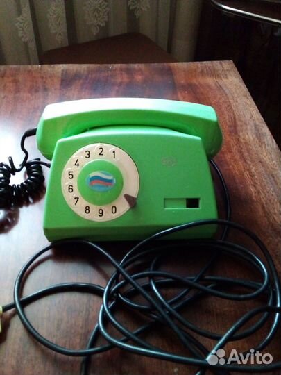 Телефонный аппарат СССР ретро