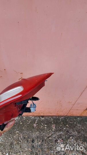 Задняя фара kia sorento prime 92402c5111