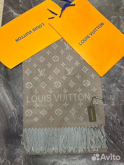 Тёплый платок Louis Vuitton