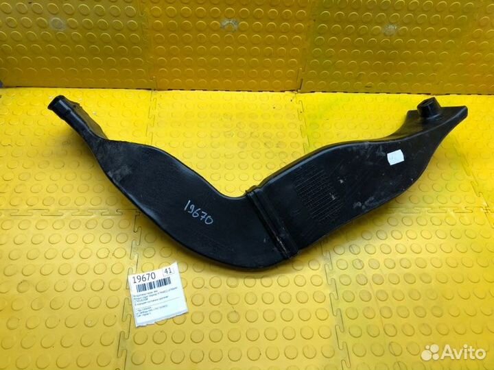 Воздуховод передний левый Renault Logan Stepway