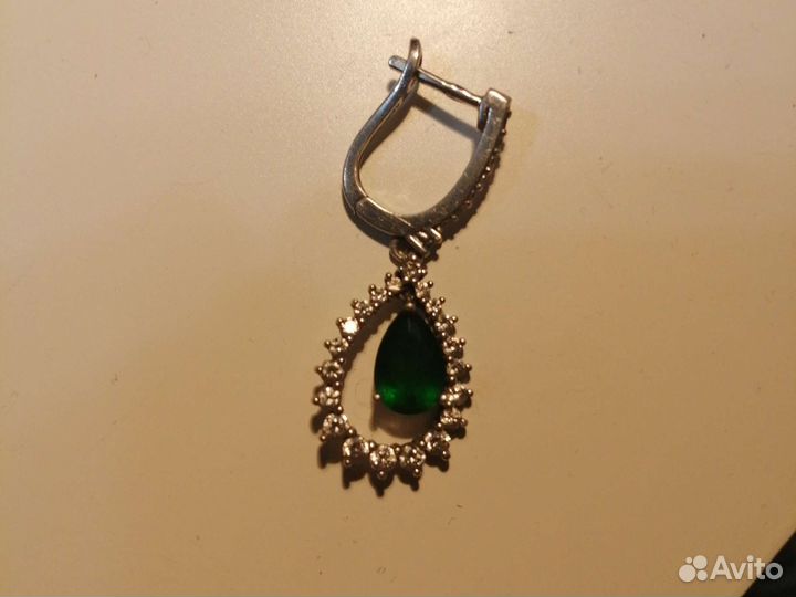 Серебряная серьга