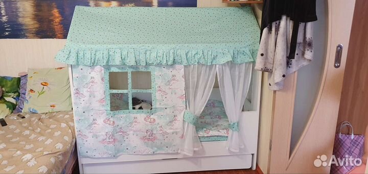 Детская кровать домик