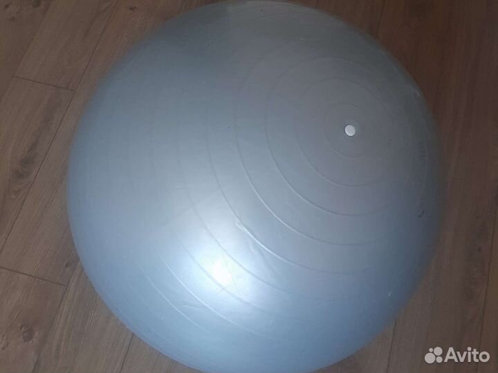 Гимнастический мяч