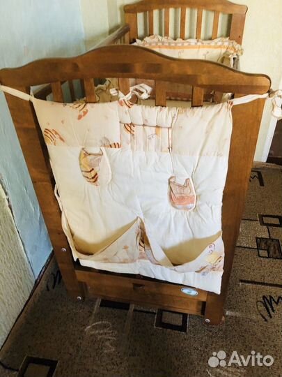 Кроватка детская