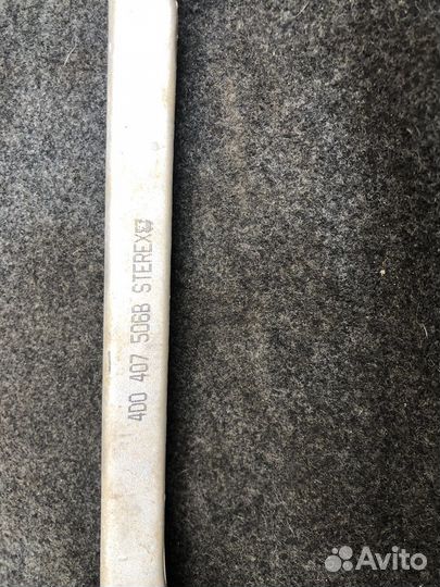 Рычаг передний верхний правый Vag