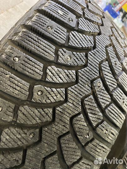 Bridgestone Blizzak Spike-01 235/40 R18 91T