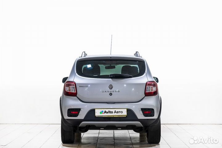 Renault Sandero 1.6 AT, 2016, 76 000 км