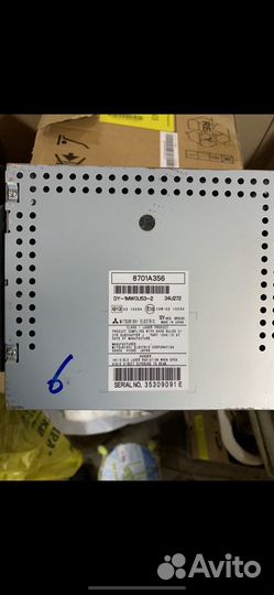 Штатная магнитола на Mitsubishi pajero 4